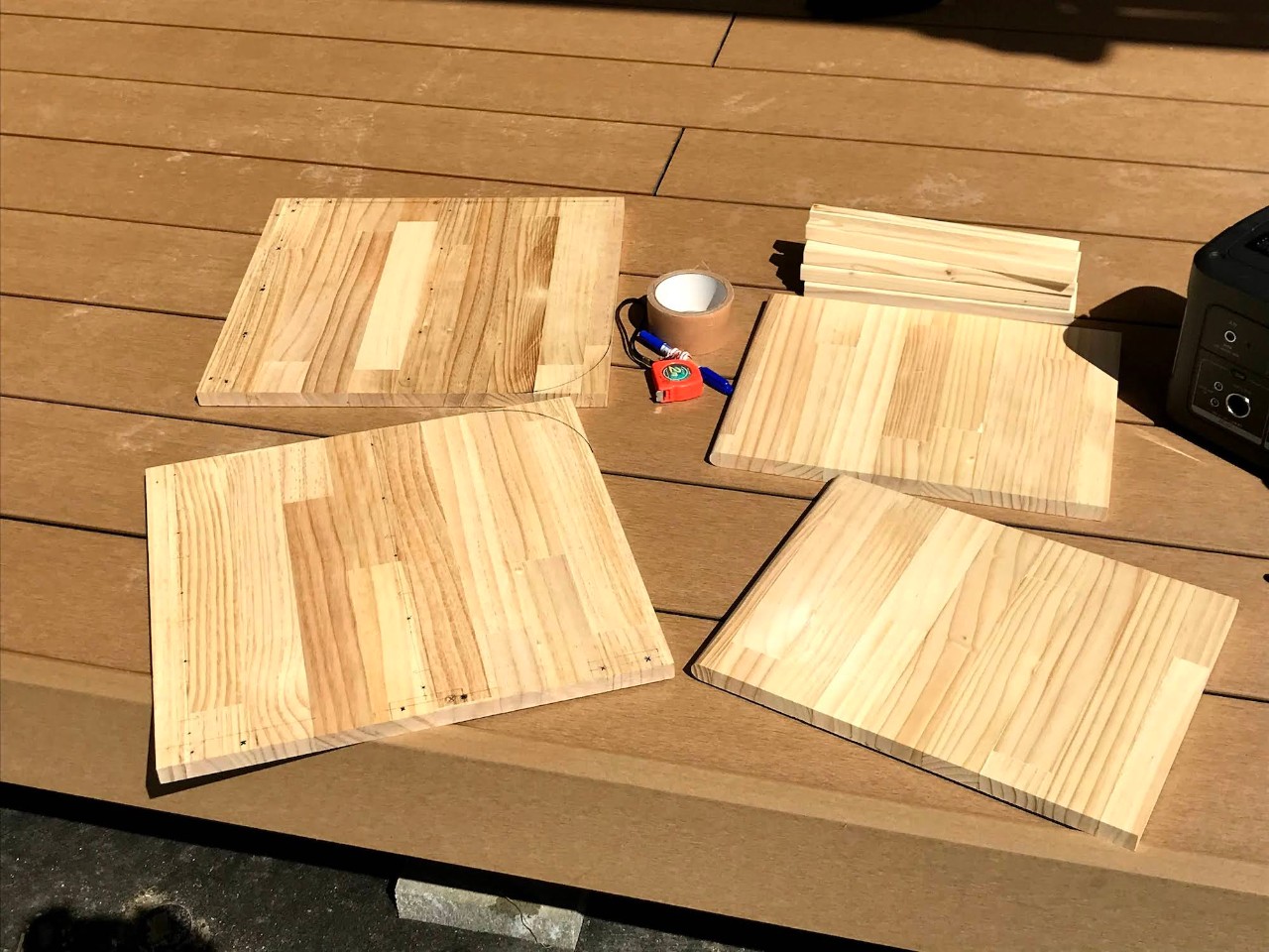 Diyや庭木の剪定にも ポータブル電源が大活躍 Bn Rb62 C ライフハック ポータブル電源 Jvc